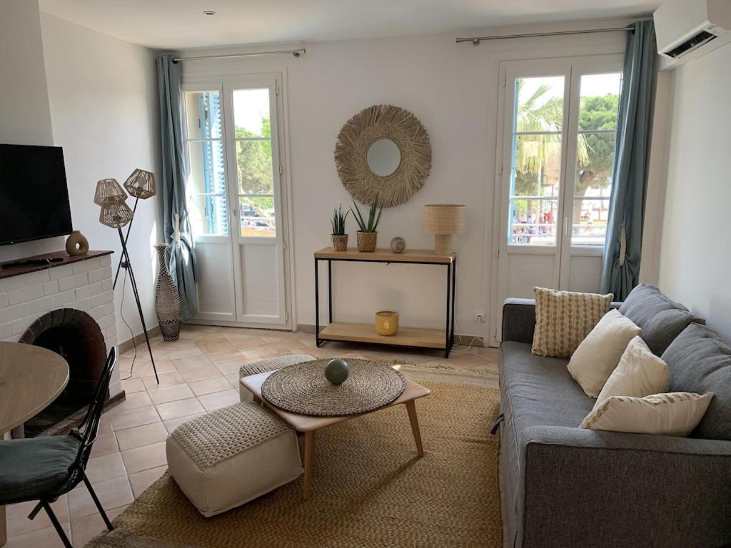 Maison De Village Renovee Avec Vue Mer Exceptionnelle Sainte-Maxime Dış mekan fotoğraf