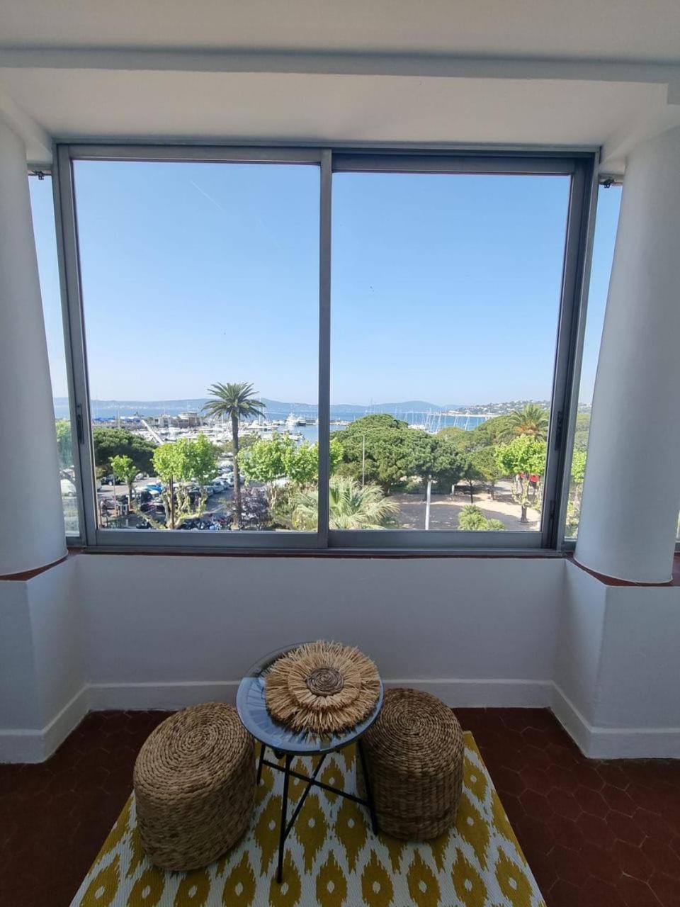 Maison De Village Renovee Avec Vue Mer Exceptionnelle Sainte-Maxime Dış mekan fotoğraf