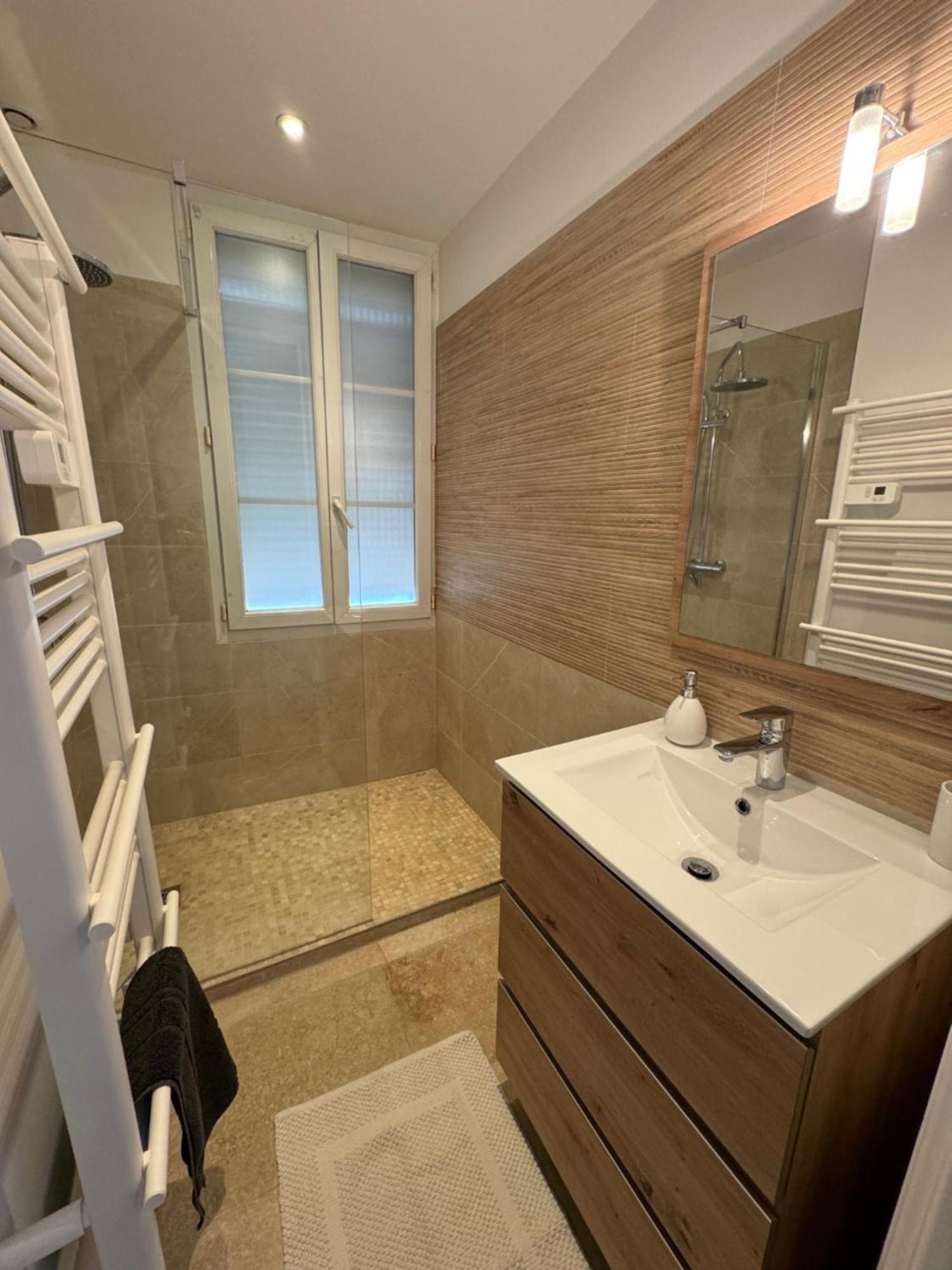 Maison De Village Renovee Avec Vue Mer Exceptionnelle Sainte-Maxime Dış mekan fotoğraf